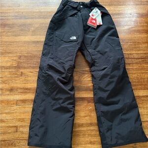 The North Face Black Cargo Pants Weather-Resistant
